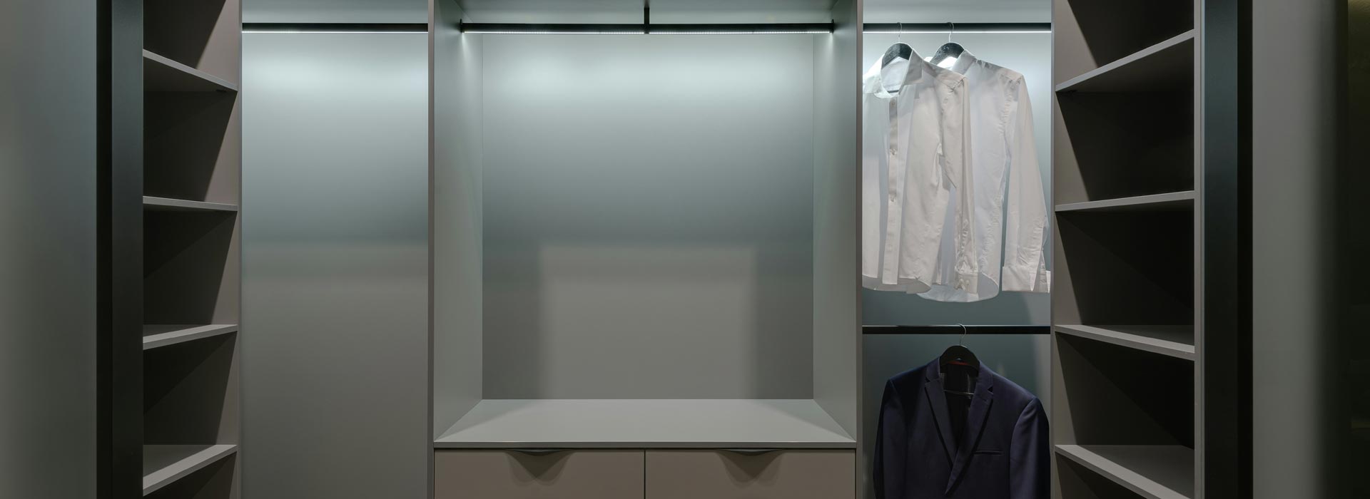 <small>Projektowanie i Meble</small>Projektowanie, Meble na wymiar